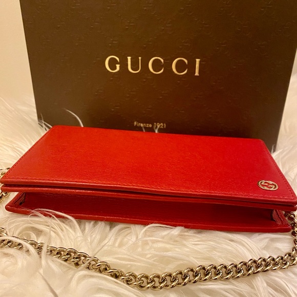 Gucci Wallet on a Chain - Picture 7 of 15